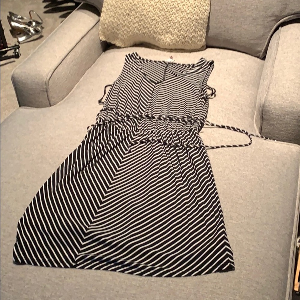 Merona EUC black and white dress